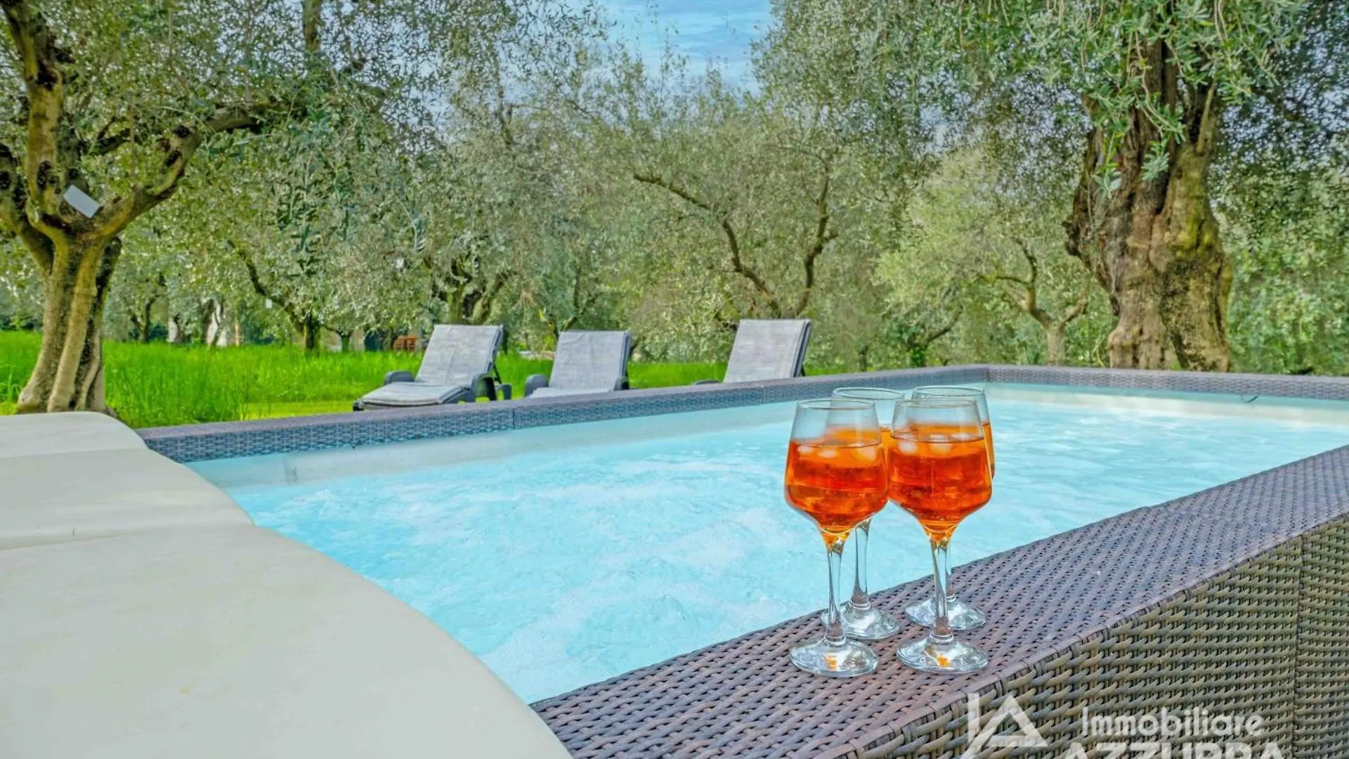 Contacts de Villa I Roccoli - Immobiliare Azzurra